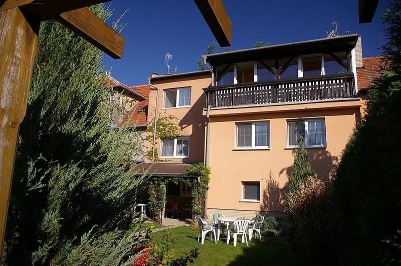 V Aleji - Ubytovani V Soukromi Valtice Exterior foto